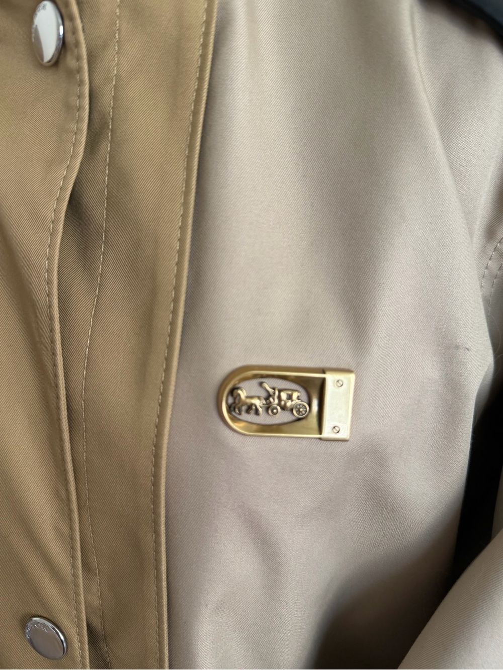 Coach Two-Tone Beige Trench Coat with Black Leather Trim – Size 6 - Picture 3 of 11